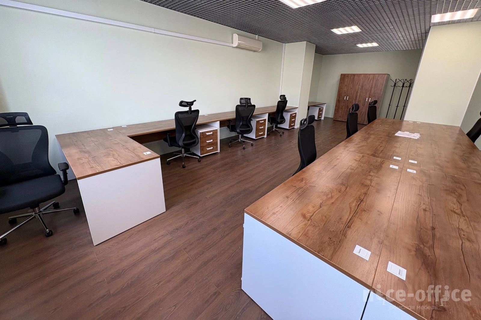 Тумба подкатная СМТ-3ПЦ Тип1 450x434x620 Смарт (pt) фото в интерьере 3